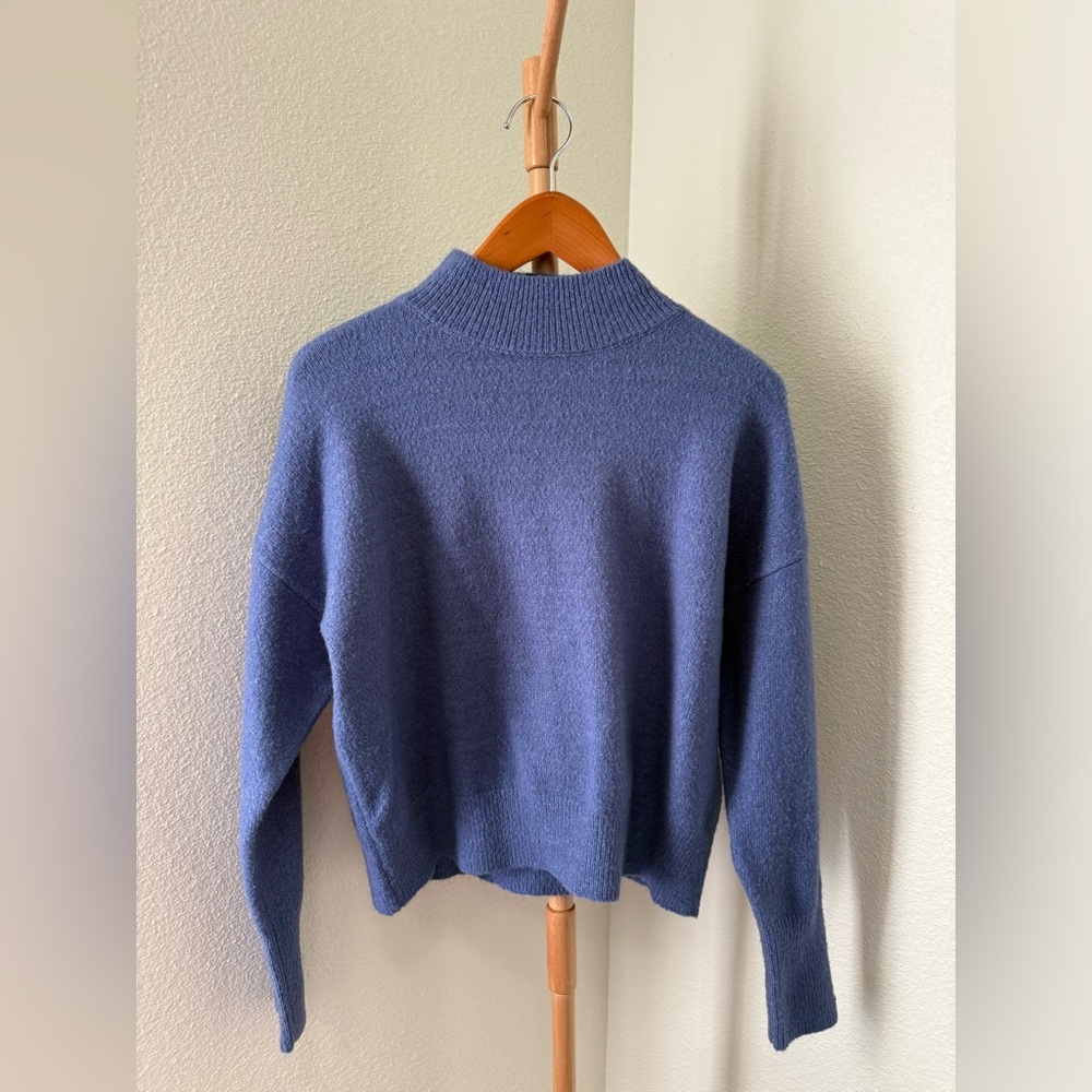 Sophie Rue Designer Blue Turtle Neck Sweater Women’s Size Large